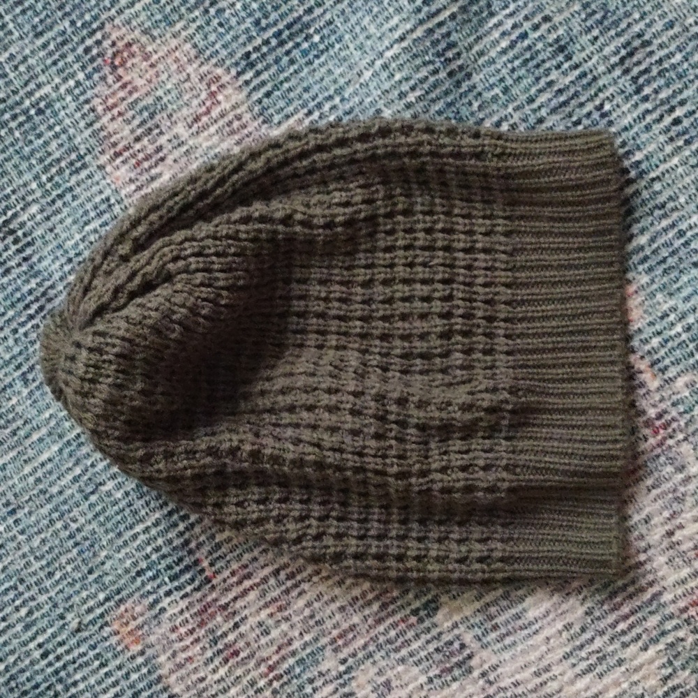 Green beanie